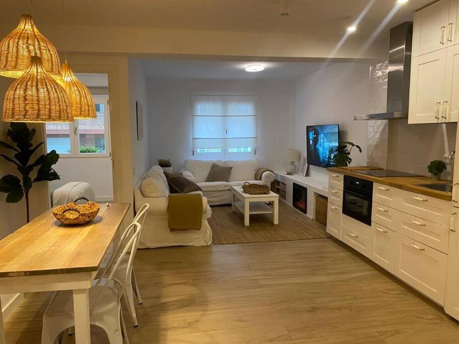 Acogedor En El Centro De Apartamento